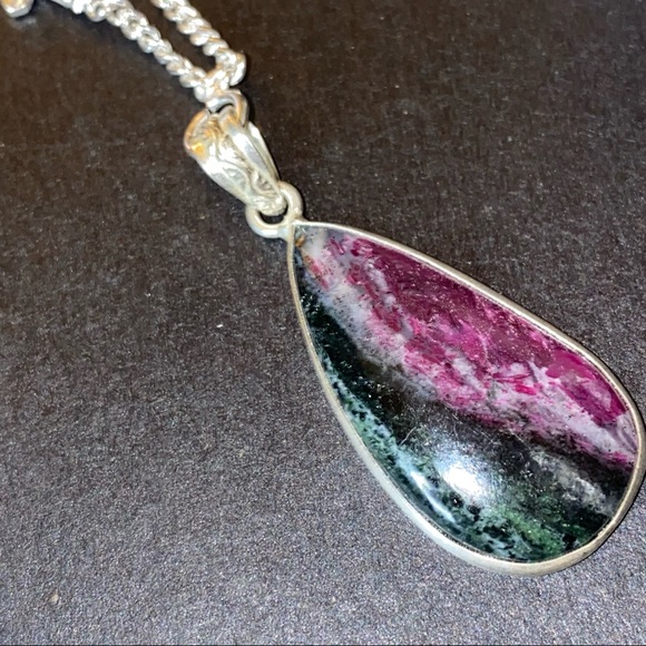 Ruby Zioisite ๐ Natural Gemstone handcrafted pendant - Picture 6 of 8